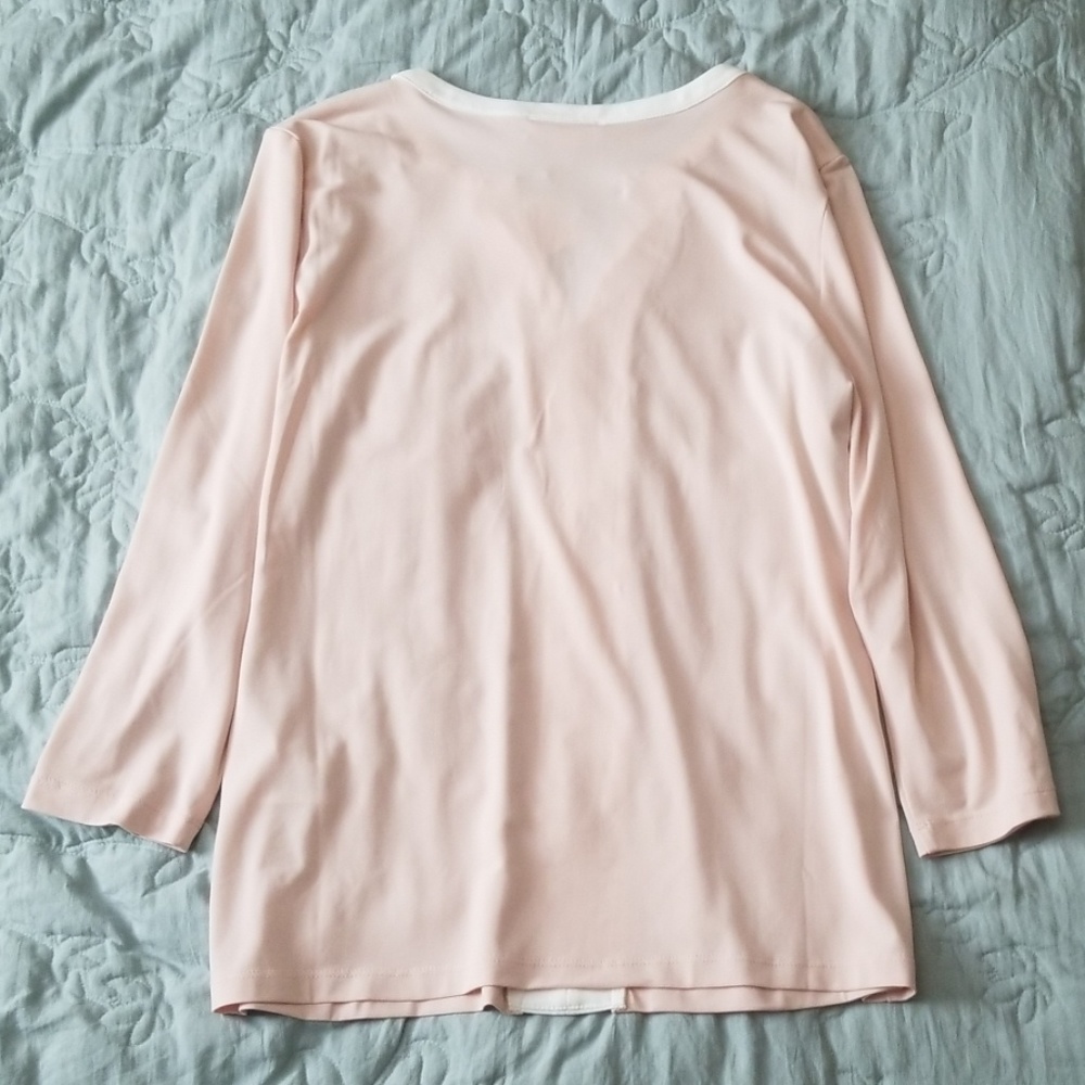 Top - Picture 2 of 2